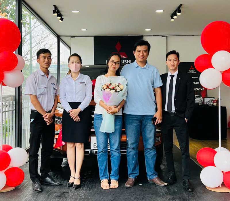 Hình ảnh hoạt động tư vấn xe tại Đà Nẵng